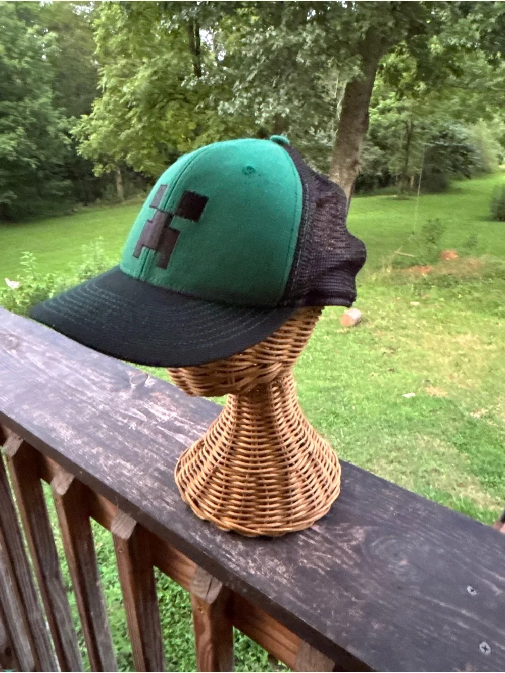 Minecraft Creeper JINX Flat Fitty Trucker Hat Green Black Mesh Snapback Gamer